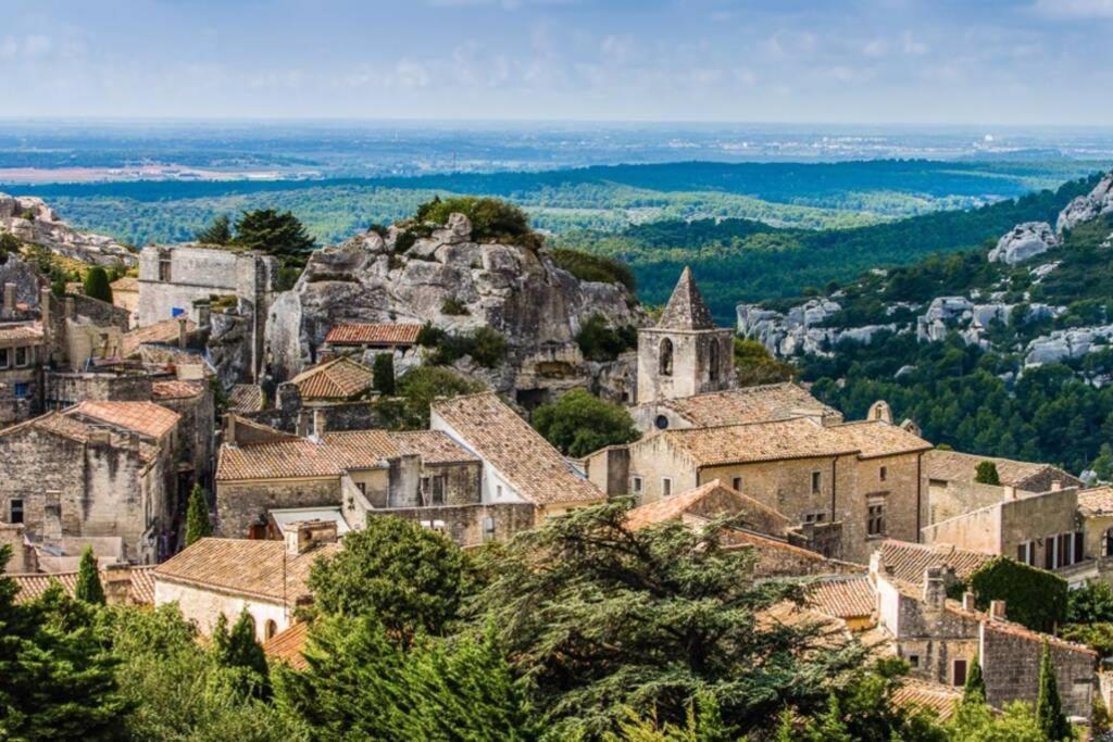 Vue Panoramique Sur Le Chateau,Montagne Et Grottes Fontaine-de-Vaucluse Exterior foto